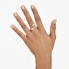 Anillo abierto Mesmera con corte en forma de corazón, pavé, blanco, chapado en oro Anillo abierto Mesmera con corte en forma de corazón, pavé, blanco, chapado en oro