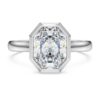 Anillo con engaste octogonal, diamantes cultivados en laboratorio, 2,0 quilates en total, forma octogonal, oro blanco de 14 quilates Anillo con engaste octogonal, diamantes cultivados en laboratorio, 2,0 quilates en total, forma octogonal, oro blanco de 14 quilates