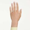 Anillo con motivo Idyllia, cortes variados, corazón, rosa, acabado en metales mixtos Anillo con motivo Idyllia, cortes variados, corazón, rosa, acabado en metales mixtos