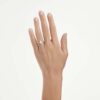 Anillo solitario Eternity con diamantes cultivados en laboratorio, 1 ct en total, talla pera, oro blanco de 14K Anillo solitario Eternity con diamantes cultivados en laboratorio, 1 ct en total, talla pera, oro blanco de 14K