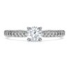 Anillo solitario Eternity con diamantes cultivados en laboratorio de 0,7 ct en total, forma redonda, oro blanco de 14K Anillo solitario Eternity con diamantes cultivados en laboratorio de 0,7 ct en total, forma redonda, oro blanco de 14K