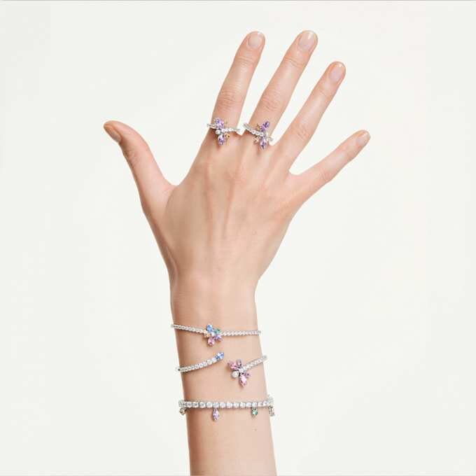 Brazalete Ariana Grande X Swarovski con cortes variados, libélula, multicolor, chapado en rodio Brazalete Ariana Grande X Swarovski con cortes variados, libélula, multicolor, chapado en rodio