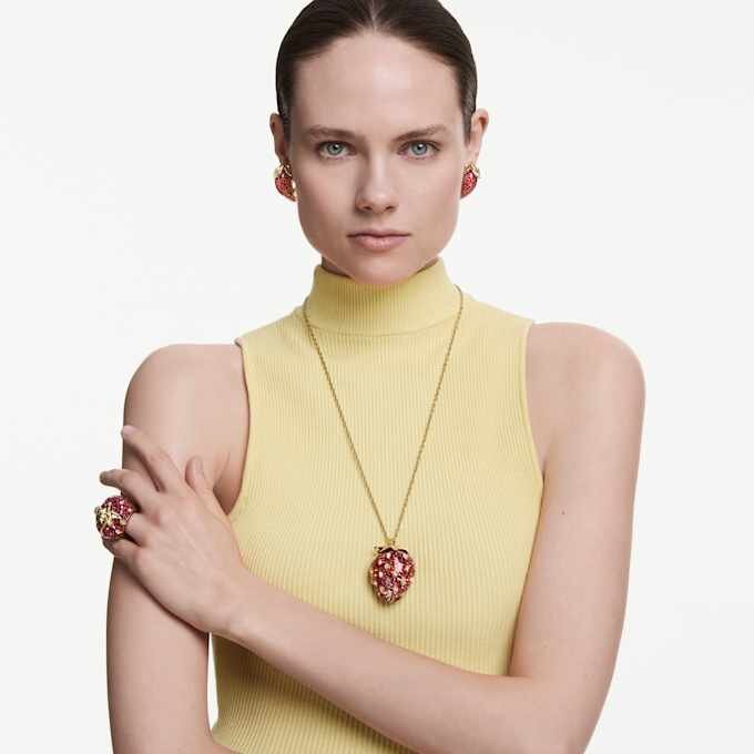 Colgante Idyllia con cortes variados, fresa, rojo, chapado en tono dorado Colgante Idyllia con cortes variados, fresa, rojo, chapado en tono dorado