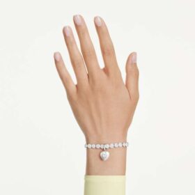 Colgante Idyllia con cortes variados, recubrimiento color perla, corazón, blanco, chapado en rodio
