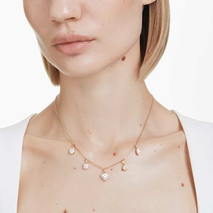Collar Imber con cortes variados, blanco, chapado en tono dorado Collar Imber con cortes variados, blanco, chapado en tono dorado