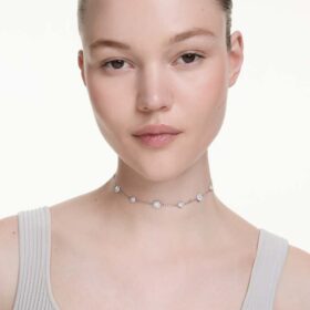 Collar Una Angelic, corte redondo, motivos a doble cara, blanco, chapado en rodio Collar Una Angelic, corte redondo, motivos a doble cara, blanco, chapado en rodio