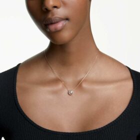 Collar «Una» de corte redondo, blanco, chapado en tono oro rosa Collar «Una» de corte redondo, blanco, chapado en tono oro rosa