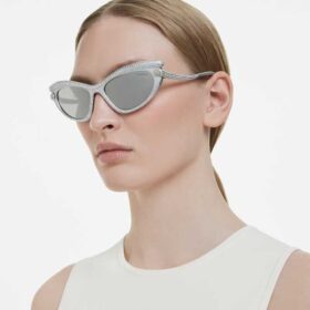 Gafas de sol con forma de ojo de gato, tono plateado