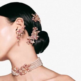 Horquilla Gema con perla de cristal, cortes variados, flor, rosa, chapada en tono dorado