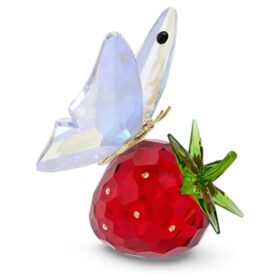 Mariposa y fresa de Idyllia