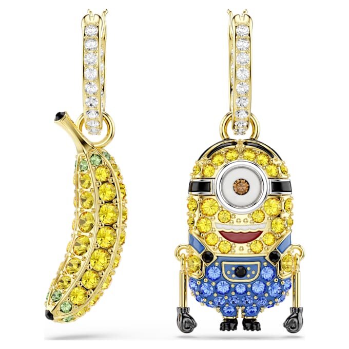 Pendientes colgantes de los Minions Stuart y Banana con pavé, mini, multicolores, chapados en tono dorado Pendientes colgantes de los Minions Stuart y Banana con pavé, mini, multicolores, chapados en tono dorado