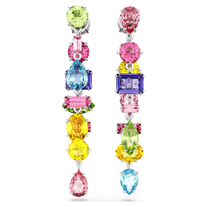 Pendientes colgantes Gema: diseño asimétrico, cortes variados, largos, multicolores, chapados en rodio Pendientes colgantes Gema: diseño asimétrico, cortes variados, largos, multicolores, chapados en rodio