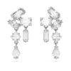 Pendientes colgantes Mesmera con cortes variados, blancos, chapados en rodio Pendientes colgantes Mesmera con cortes variados, blancos, chapados en rodio