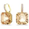 Pendientes colgantes Millenia con cortes mixtos, color caramelo, chapados en tono dorado Pendientes colgantes Millenia con cortes mixtos, color caramelo, chapados en tono dorado