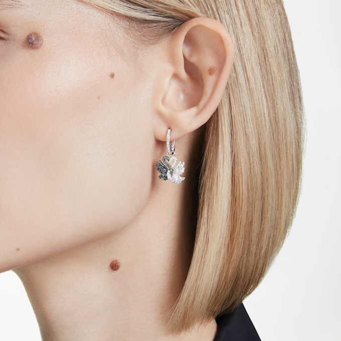 Pendientes colgantes Swan Swan, negro, acabado en metales mixtos Pendientes colgantes Swan Swan, negro, acabado en metales mixtos
