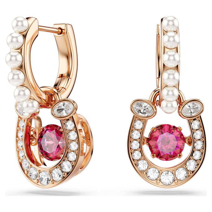Pendientes colgantes Symbolica con perla de cristal, corte redondo, pavé, herradura, rojo, chapados en tono oro rosa Pendientes colgantes Symbolica con perla de cristal, corte redondo, pavé, herradura, rojo, chapados en tono oro rosa