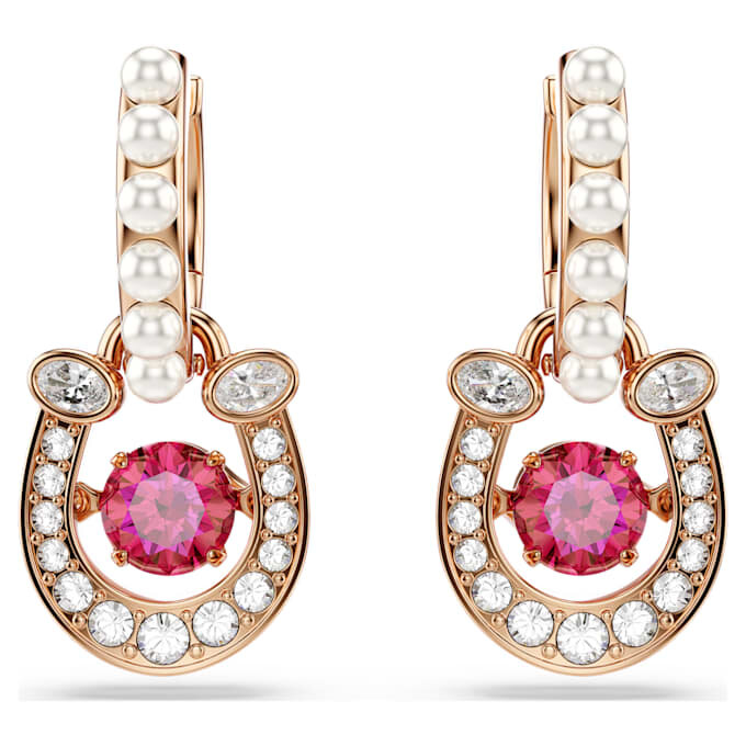 Pendientes colgantes Symbolica con perla de cristal, corte redondo, pavé, herradura, rojo, chapados en tono oro rosa Pendientes colgantes Symbolica con perla de cristal, corte redondo, pavé, herradura, rojo, chapados en tono oro rosa