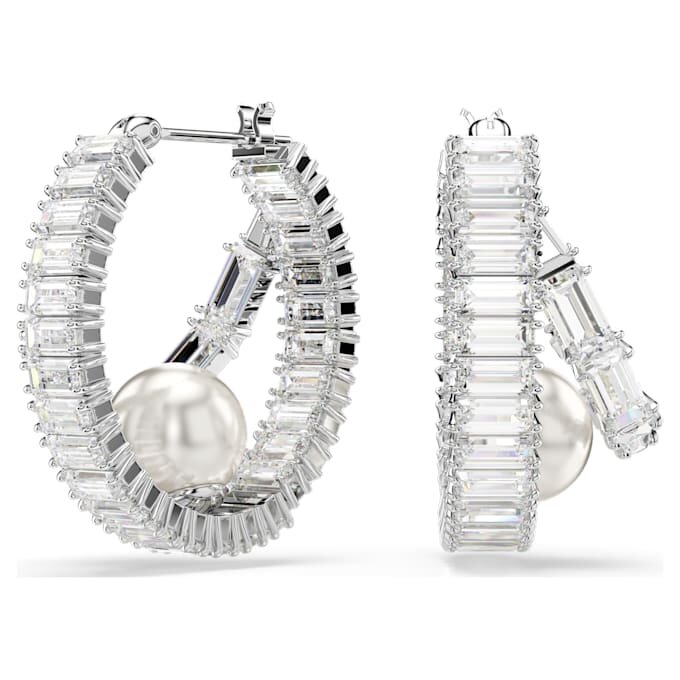 Pendientes de aro Ariana Grande x Swarovski con perlas de cristal, corte baguette, blancos y chapados en rodio Pendientes de aro Ariana Grande x Swarovski con perlas de cristal, corte baguette, blancos y chapados en rodio