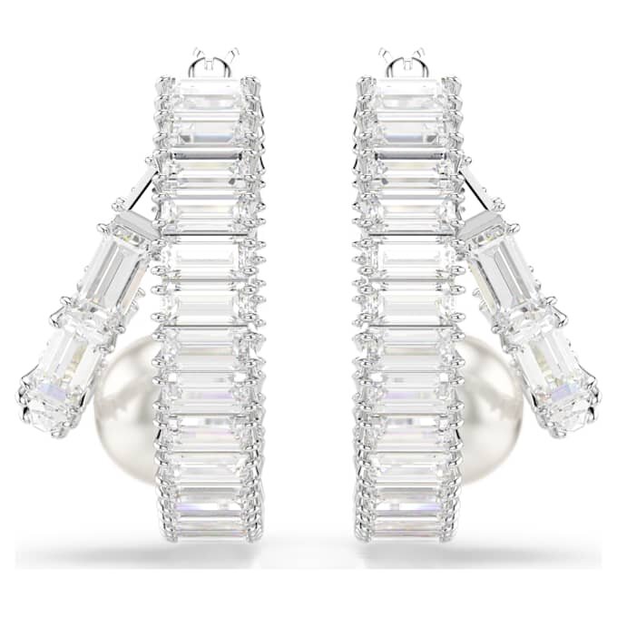 Pendientes de aro Ariana Grande x Swarovski con perlas de cristal, corte baguette, blancos y chapados en rodio Pendientes de aro Ariana Grande x Swarovski con perlas de cristal, corte baguette, blancos y chapados en rodio