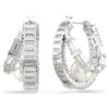 Pendientes de aro Ariana Grande x Swarovski con perlas de cristal, corte baguette, blancos y chapados en rodio Pendientes de aro Ariana Grande x Swarovski con perlas de cristal, corte baguette, blancos y chapados en rodio