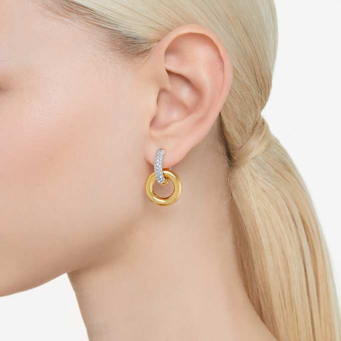 Pendientes de aro Dextera, diseño asimétrico, aros entrelazados, blancos, chapados en tono dorado Pendientes de aro Dextera, diseño asimétrico, aros entrelazados, blancos, chapados en tono dorado