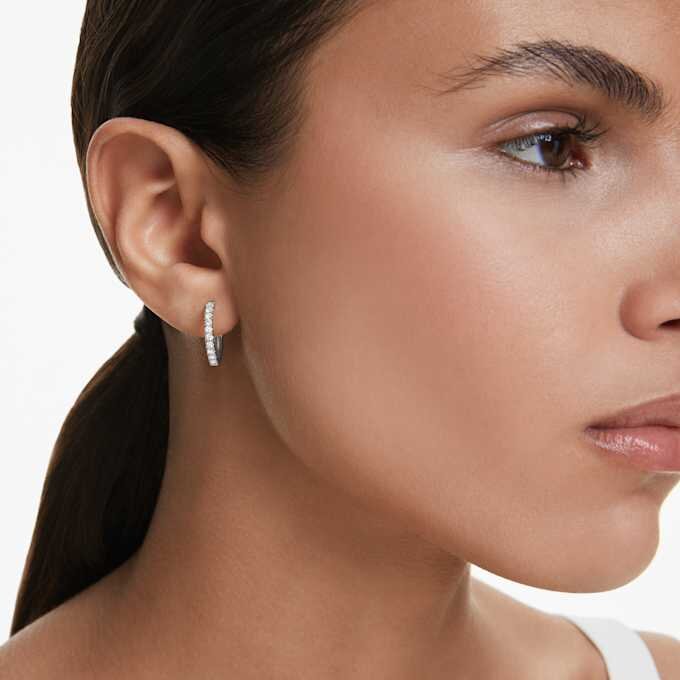 Pendientes de aro «Eternity» con diamantes cultivados en laboratorio, 0,56 ct en total, forma redonda, plata de ley Pendientes de aro «Eternity» con diamantes cultivados en laboratorio, 0,56 ct en total, forma redonda, plata de ley
