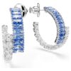 Pendientes de aro Matrix con cortes mixtos, azules, chapados en rodio Pendientes de aro Matrix con cortes mixtos, azules, chapados en rodio