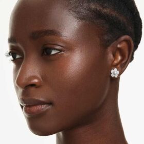Pendientes de botón Ariana Grande X Swarovski: perla de cristal, corte redondo, flor, blanco, chapado en rodio