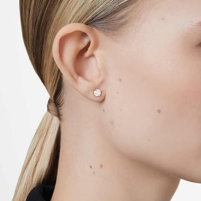 Pendientes de botón solitarios «Eternity» con diamantes cultivados en laboratorio, 1 Ct en total, forma redonda, oro amarillo de 14K Pendientes de botón solitarios «Eternity» con diamantes cultivados en laboratorio, 1 Ct en total, forma redonda, oro amarillo de 14K