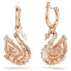 Pendientes de cisne con pavé, cisne, rosa Pendientes de cisne con pavé, cisne, rosa