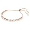 Pulseras Matrix con perlas de cristal, cortes redondos, blancas, chapado en tono oro rosa Pulseras Matrix con perlas de cristal, cortes redondos, blancas, chapado en tono oro rosa