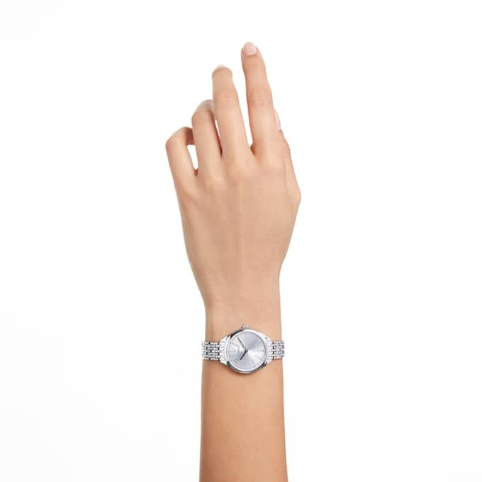 Reloj Attract de fabricación suiza, pulsera de metal, tono plateado, acero inoxidable Reloj Attract de fabricación suiza, pulsera de metal, tono plateado, acero inoxidable