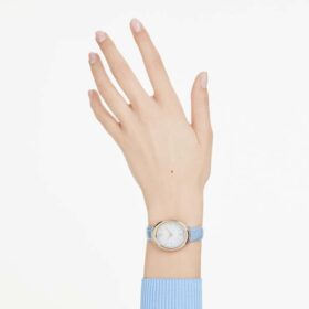 Reloj Imber Oval de fabricación suiza, correa de piel, azul, acabado en tono dorado champán